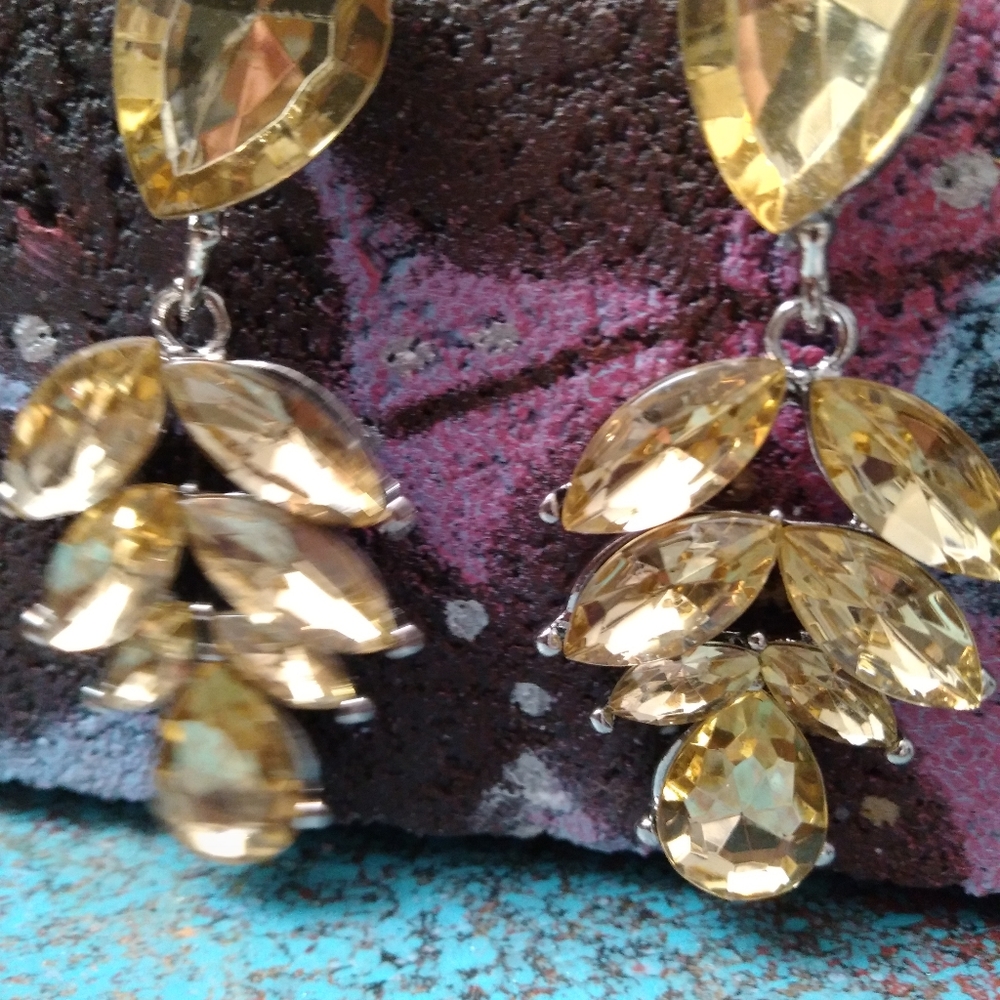 Beautiful fashion faux citrine chandelier earrings